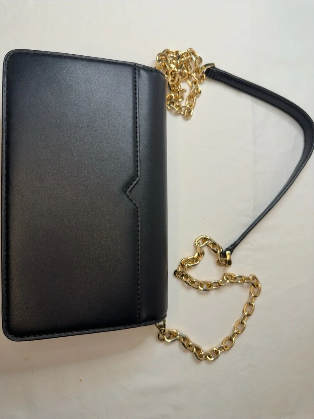 Michael Kors Black Leather Chain Crossbody| Timeless | Great Condition